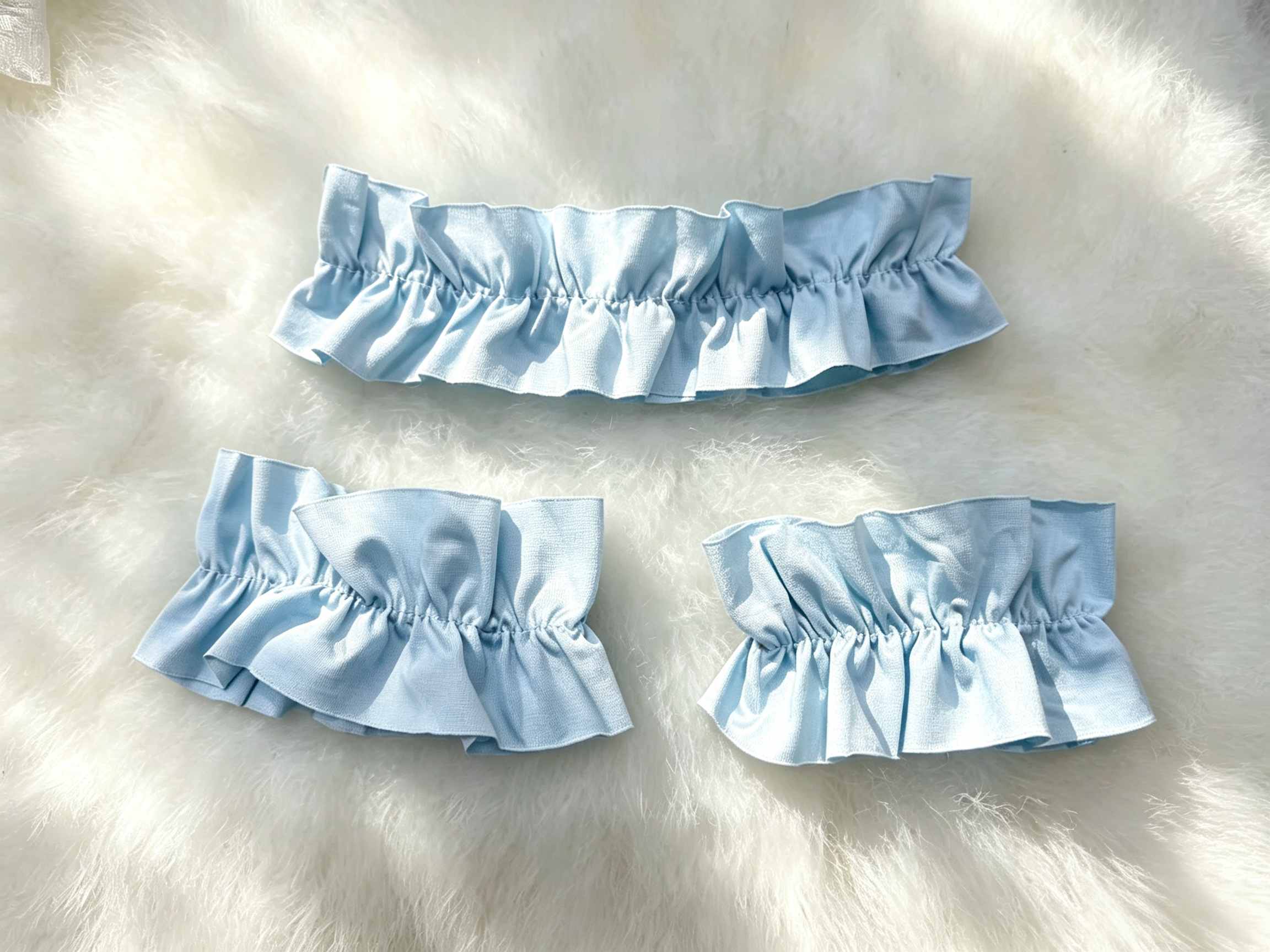 ชุดคอสตูมแม่บ้านสีน้ำเงินและขา - Headband Summer Knit บทวิจารณ์และราคา