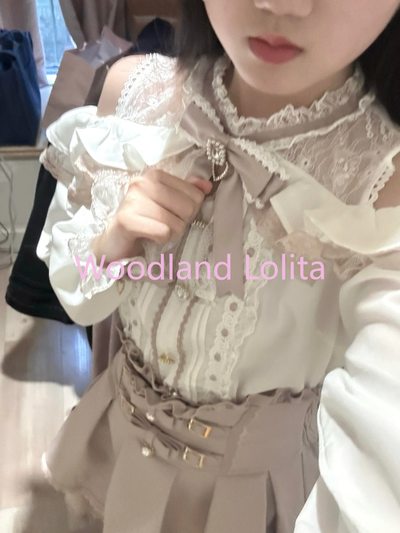 ชุดกระโปรงสั้นสไตล์ญี่ปุ่นคาวา - Blouse Off Shoulder บทวิจารณ์และราคา